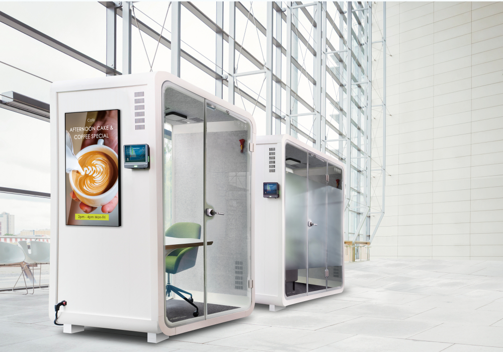 jinnian金年会子公司达擎之智慧行动办公舱，采用PDLC智能调光玻璃设计，透过通电与断电的电流切换，呈现透明与雾面效果，具节能降耗特性并兼顾隐私，确保信息安全