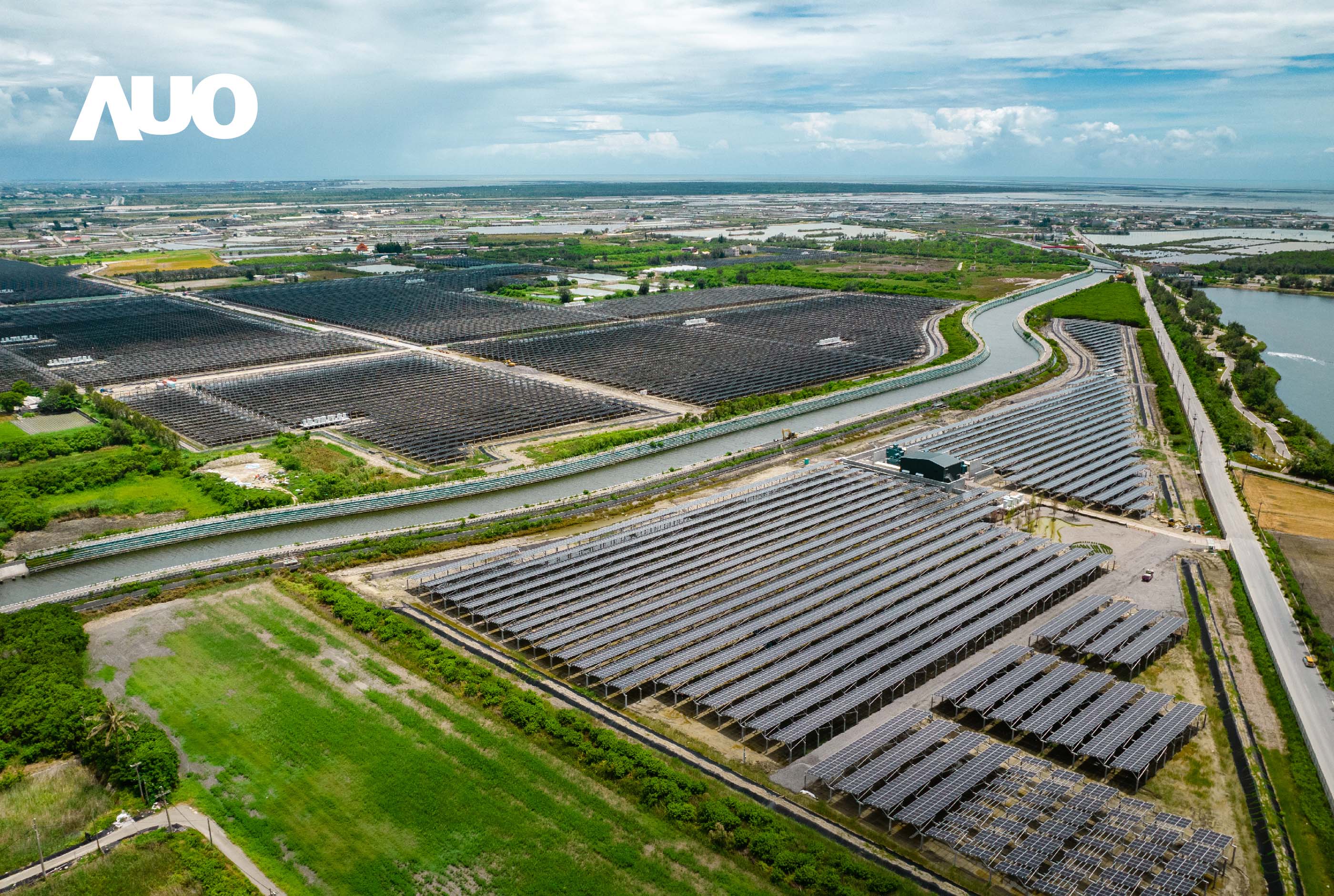 StarShining Energy is committed to advancing both energy security and environmental ecology. Its subsidiary, Mao Zheng Power Plant, has received the 12th MOEA Top Solar Award for Excellent Ground-Mounted Systems.